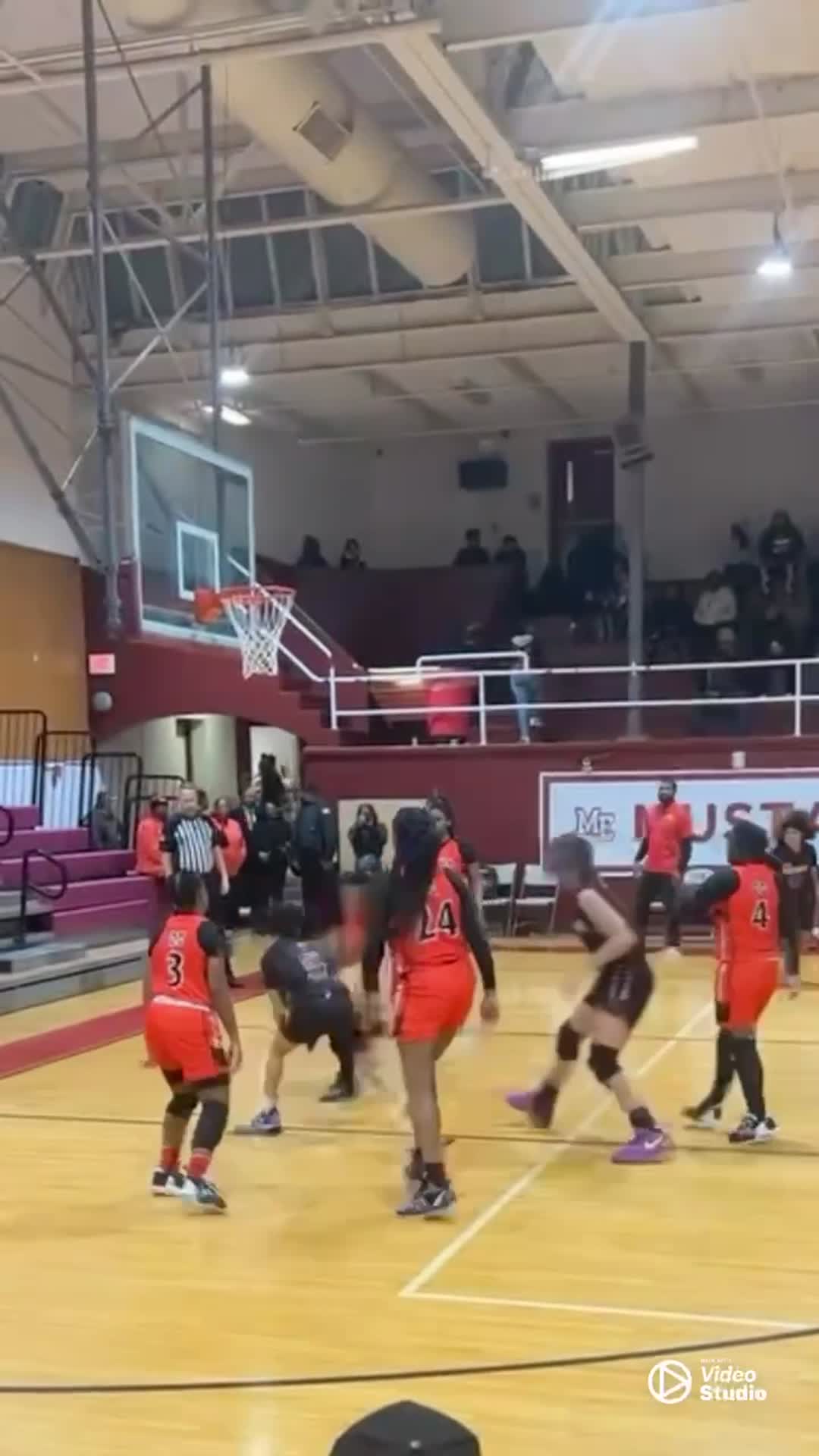 East vs Middle College