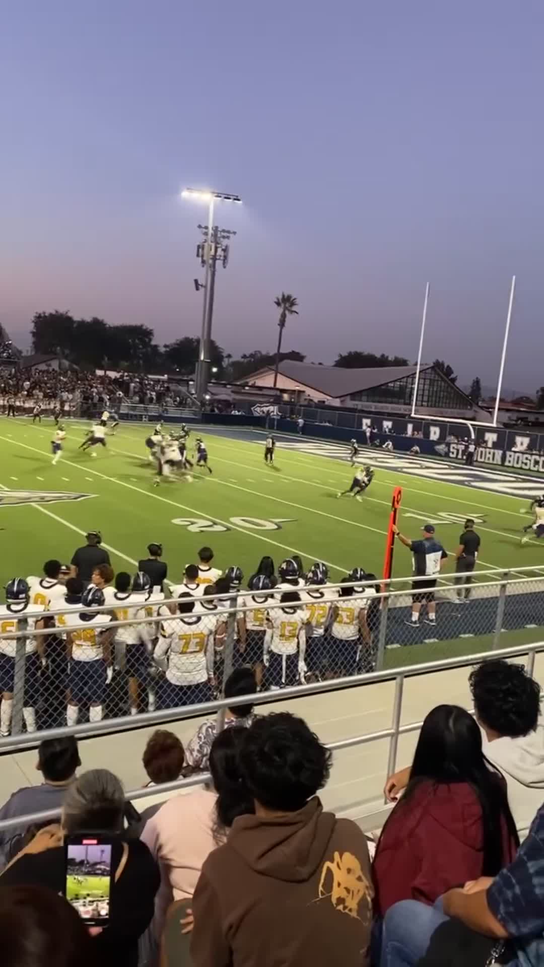One hand TD grab