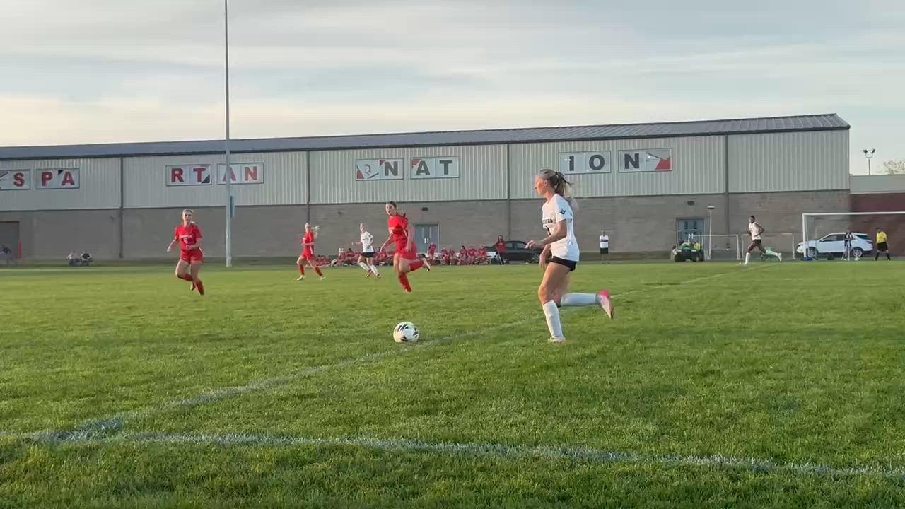 Kadence Rich scores game winning goal against Connersville on 10-2-25.  Beautiful assist by Allie.  Score 1-0