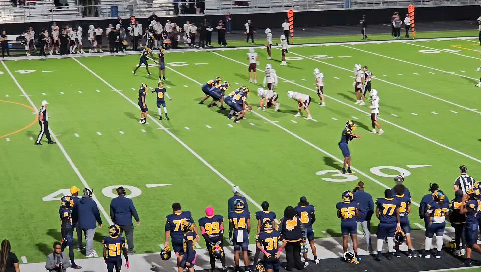 Deuce Da Truth Walker to Caden Ward for a touchdown