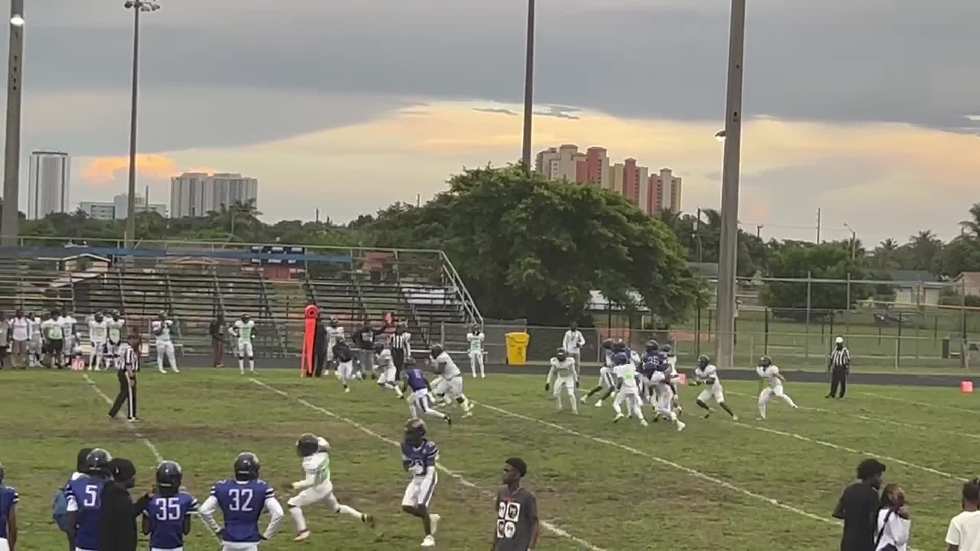 Game 1.). Hurricanes 46 - Avant Gardi Academy 0