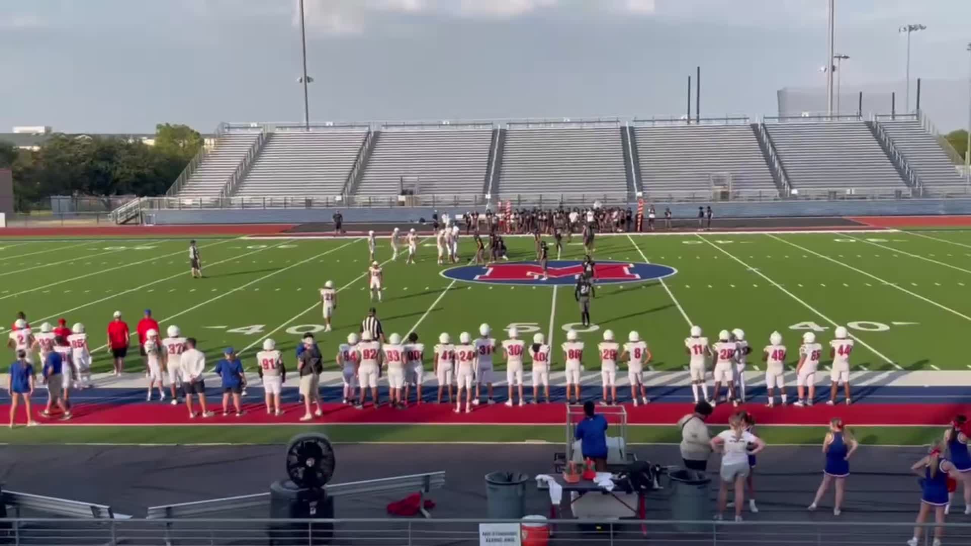 Alex Manzano #32 tackle