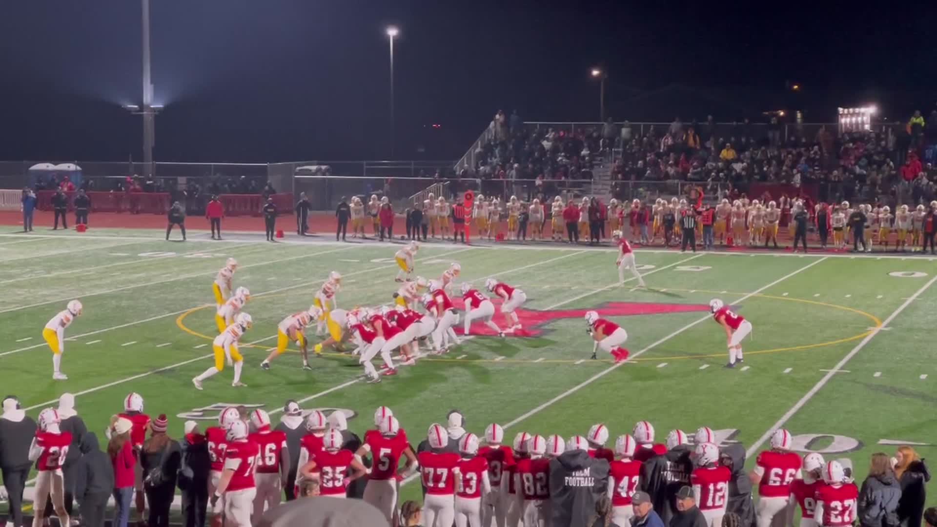 Yelm #23 Brayden Platt 9 yard carry in 3rd vs Mt Tahoma