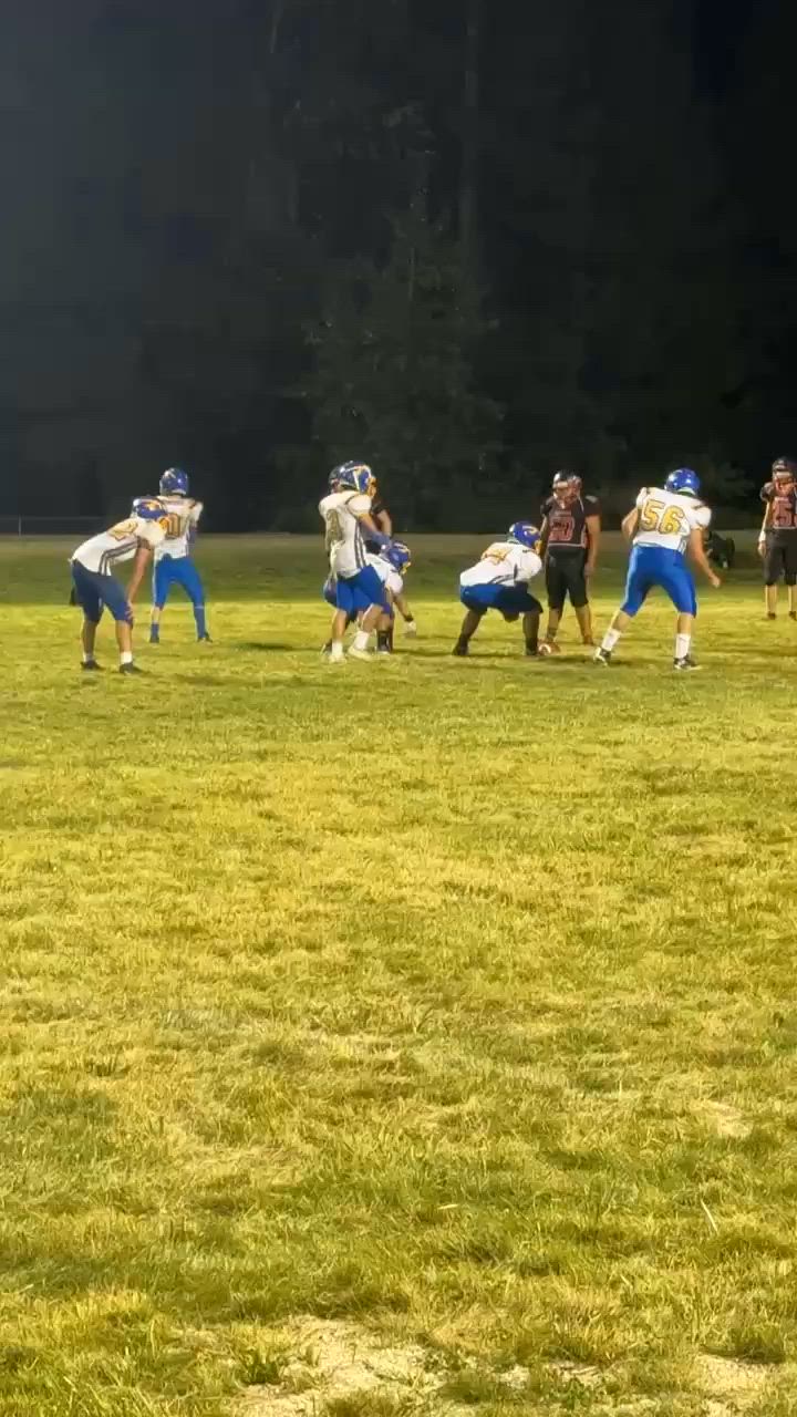 #3 Jean Wright lands a touchdown pass to #0 Jordan Crocker.