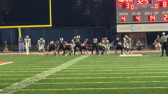 Patrick Sadler throws a 14yd touchdown to Dylan Shannon to take the lead against Melrose during the second quarter.