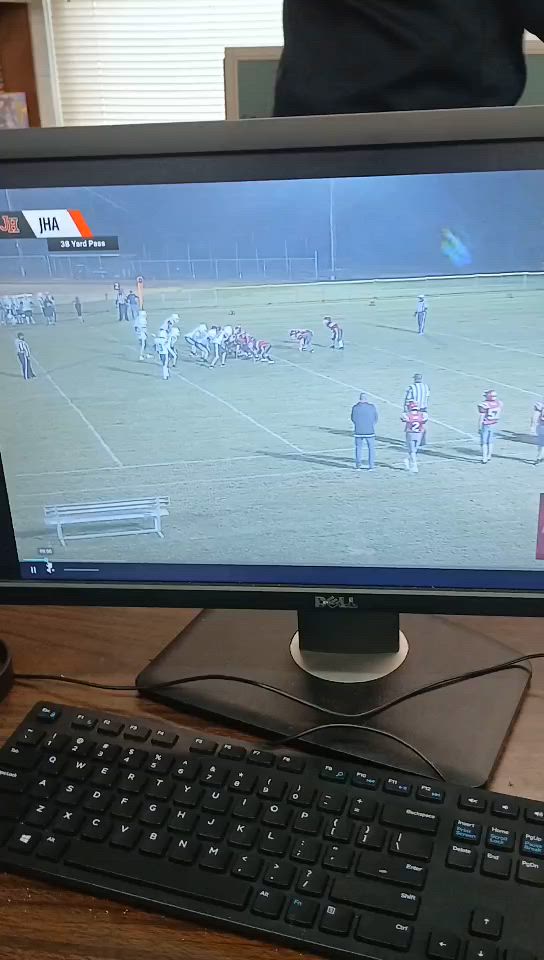 Kaden guy number 5 34 yard pass