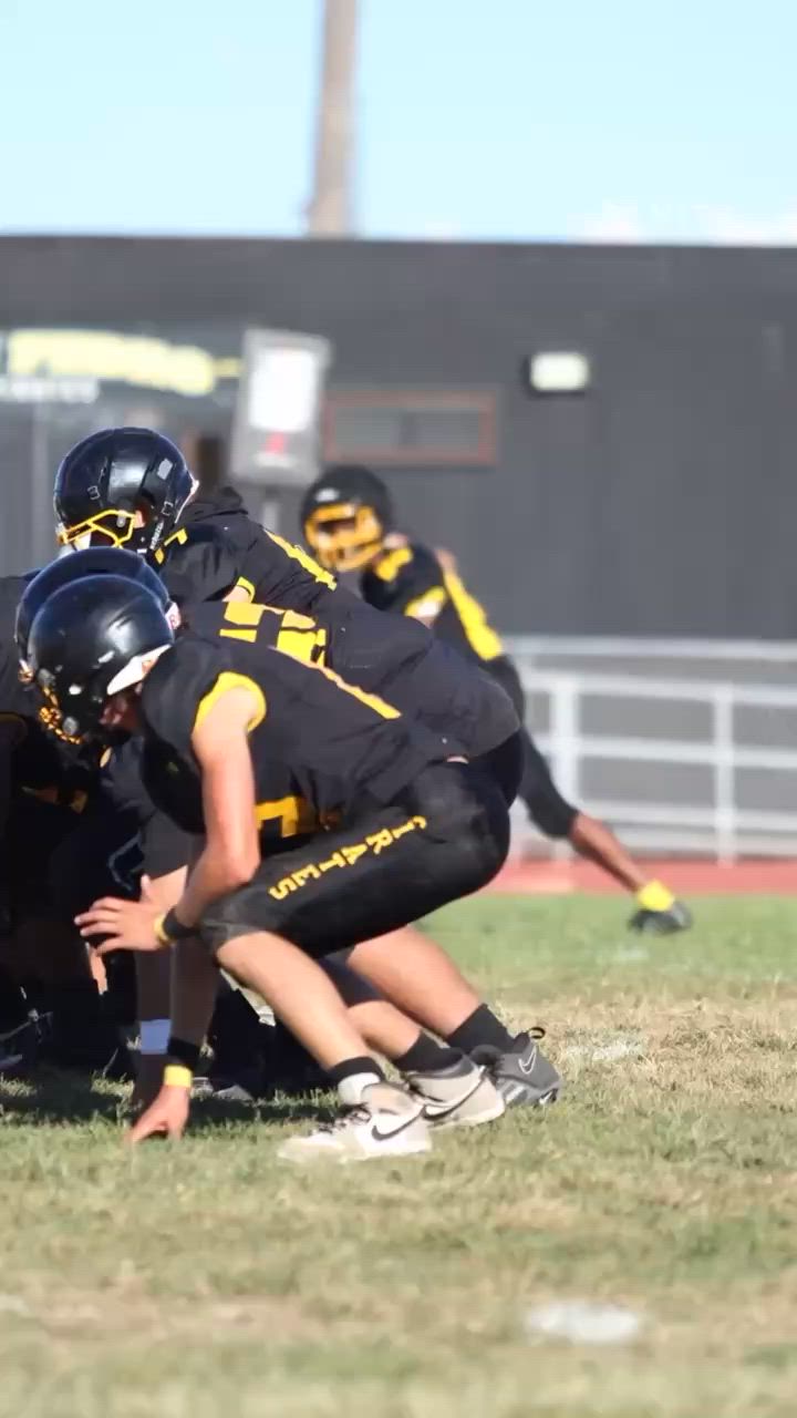 Nathan Meza JV QB Throws For 4 TDs vs El Modena