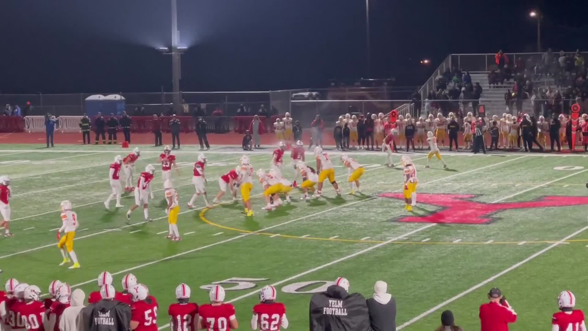 Yelm D #2 Henderson #23 Platt vs Mt Tahoma turnover on downs in 4th under 2 mins