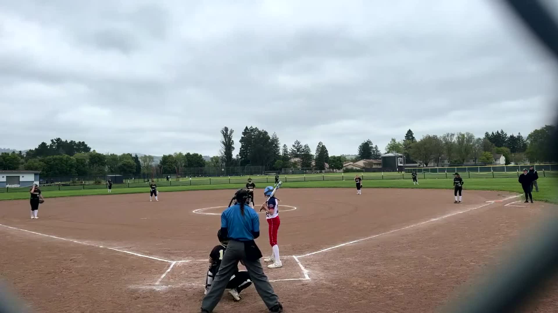 Great play over the shoulder catch by shortstop.