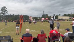 #8 Fin Cruz takes the handoff for a short gain