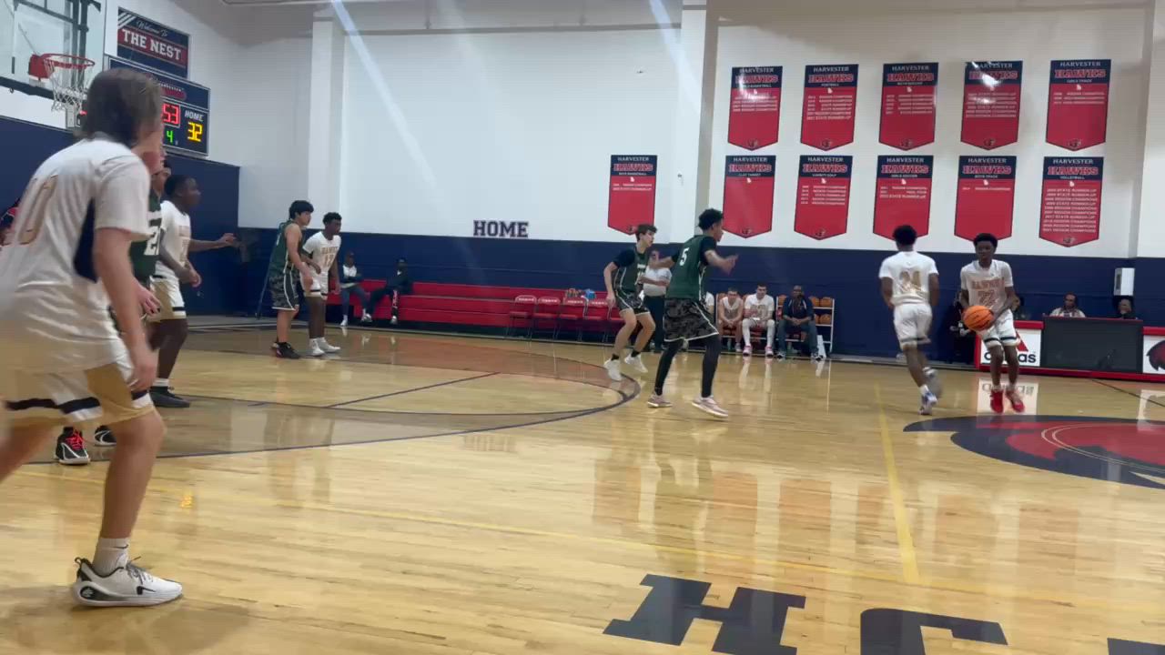 Luther Ragsdale III corner 3 pointer