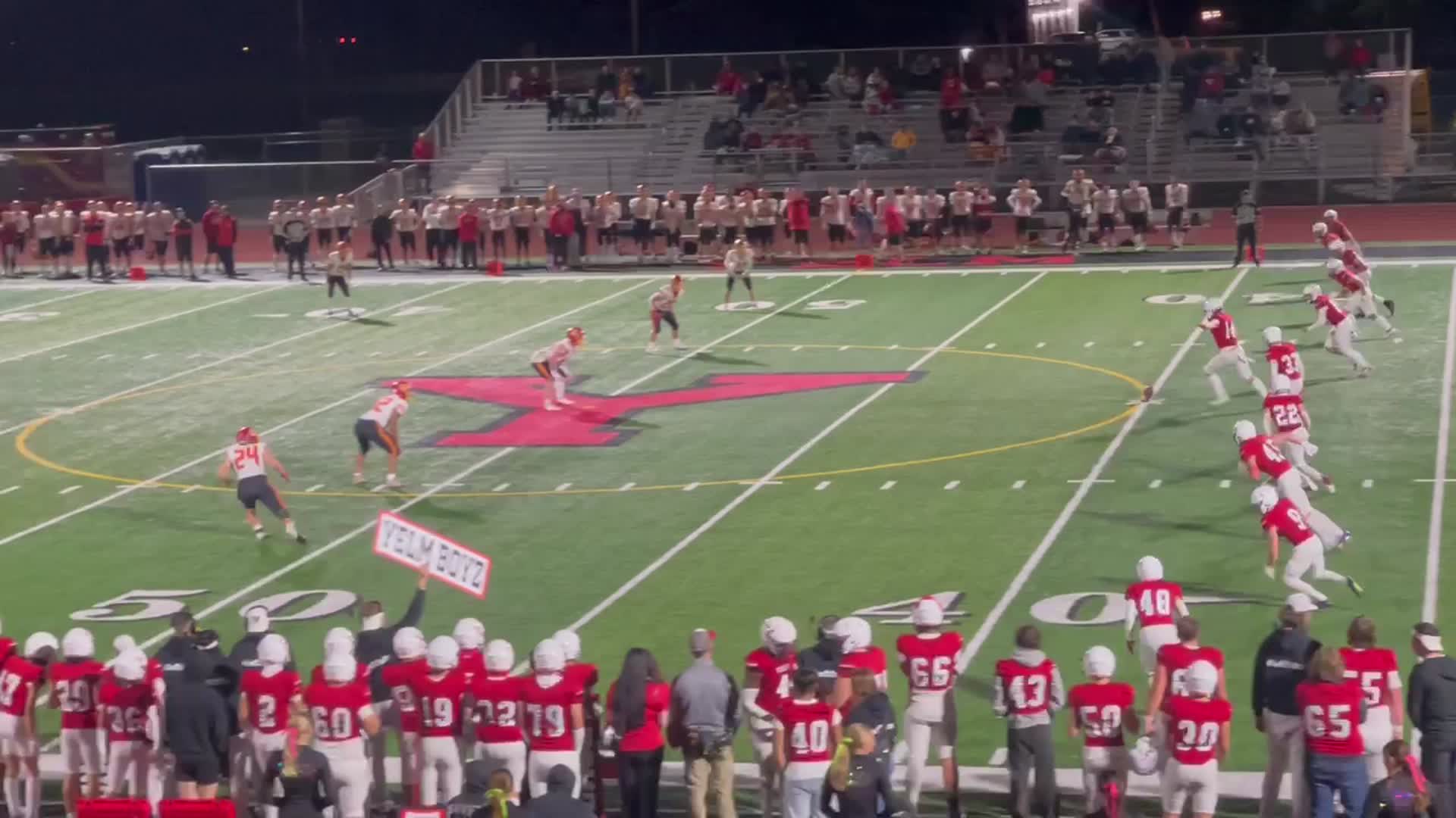 3rd quarter kickoff to Kamiakin #13 Mason Severson with a huge return