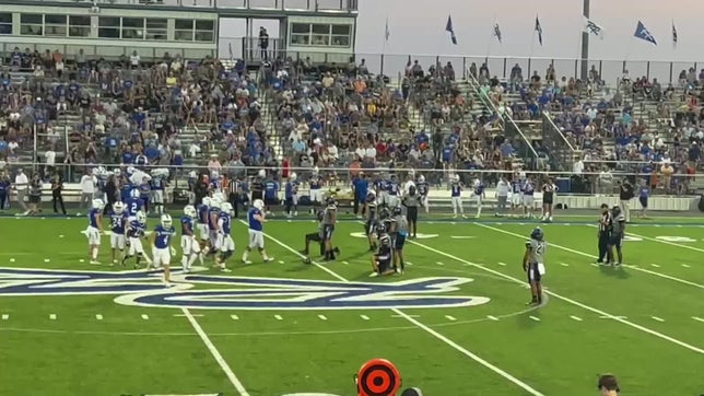 #0 Martinez with the tackle