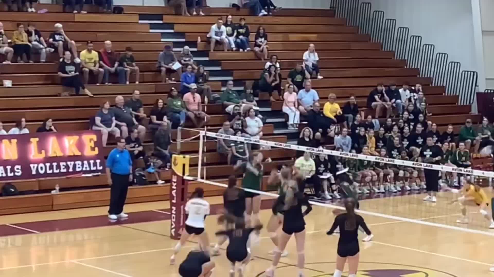 SSmith 15 kills 48% hitting vs Amherst