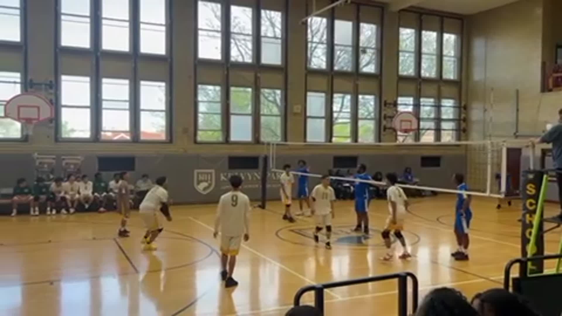 Dehian demota with a nice hit