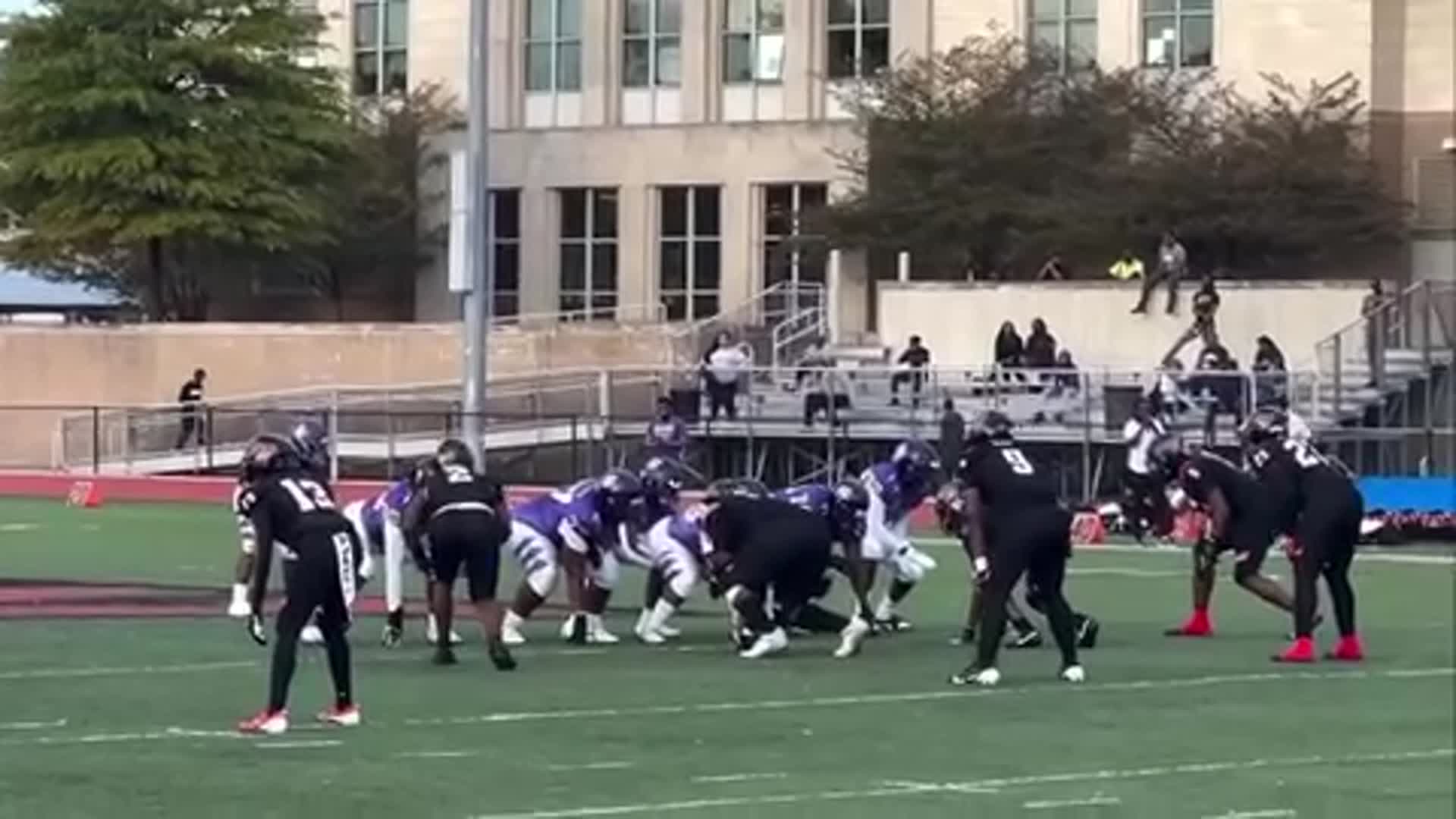 Akari Daniels touchdown