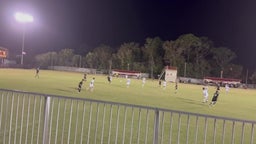 Decent through ball