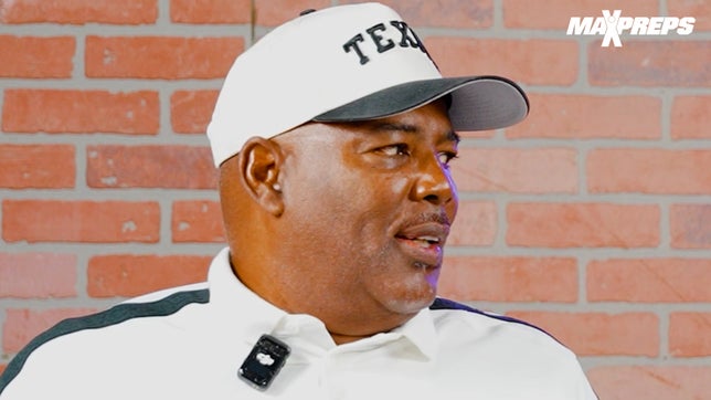 Duncanville (TX) head coach Reginald Samples sat down to speak on the program and what motivates him ahead of the Panthers’ MaxPreps Game of the Week against DeSoto (TX).