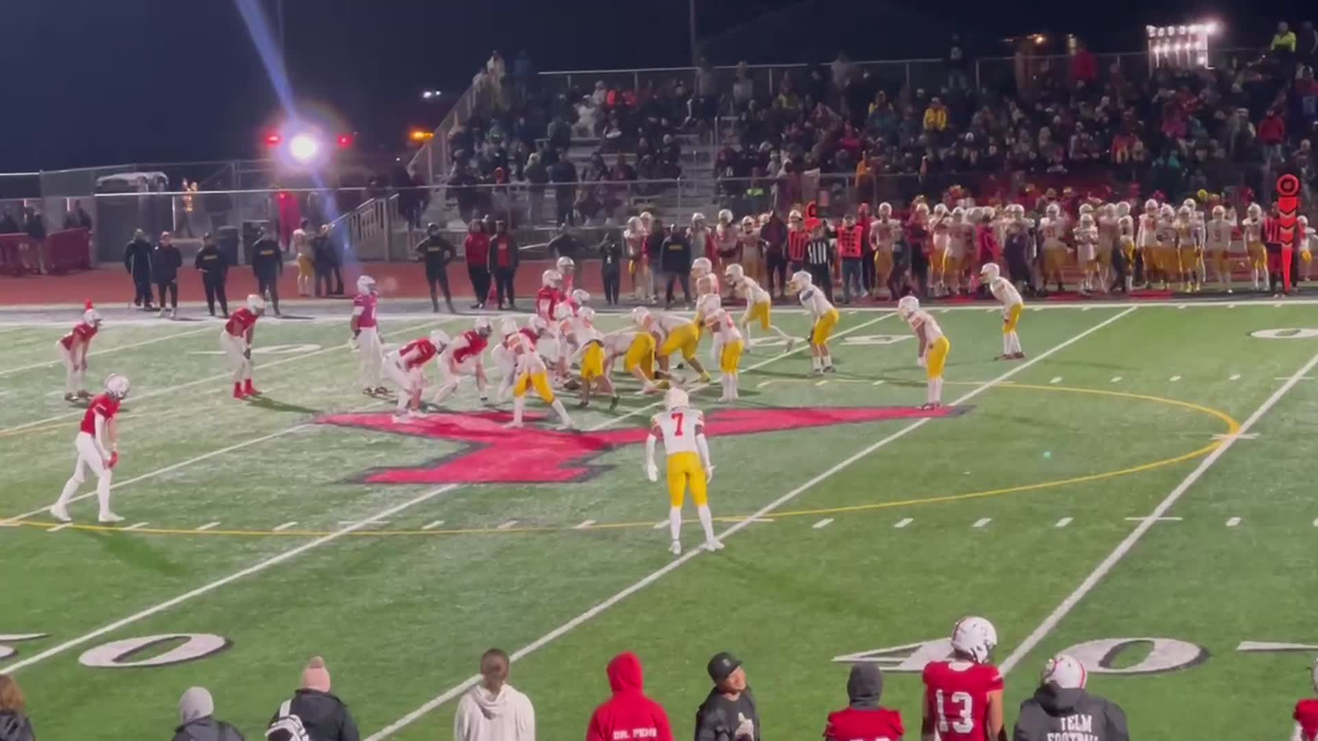 Yelm #25 Anthony Kiamco 41 yard rush in 4th for 1st down vs Mt Tahoma