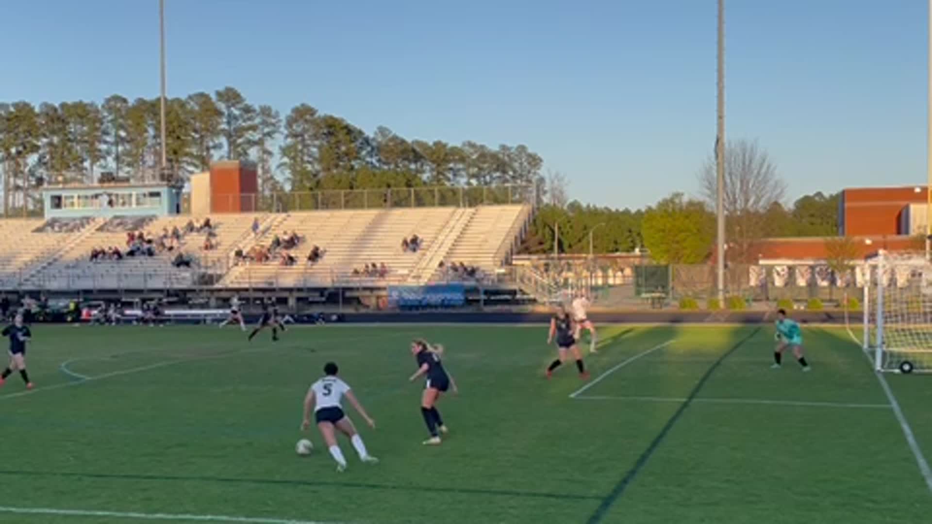 Eliana Goal, Assist to Emily