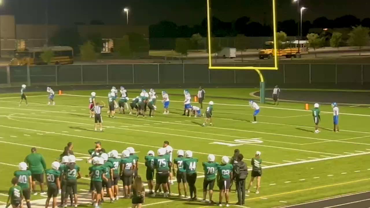 QB Romelo running in the TD