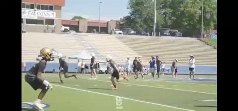 40 yard reception by TE Makell Jennings