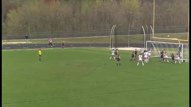The Huskies put together a sharp attacking display as they matched up against Broughton HS and came away with the 7-1 victory inside Husky Stadium