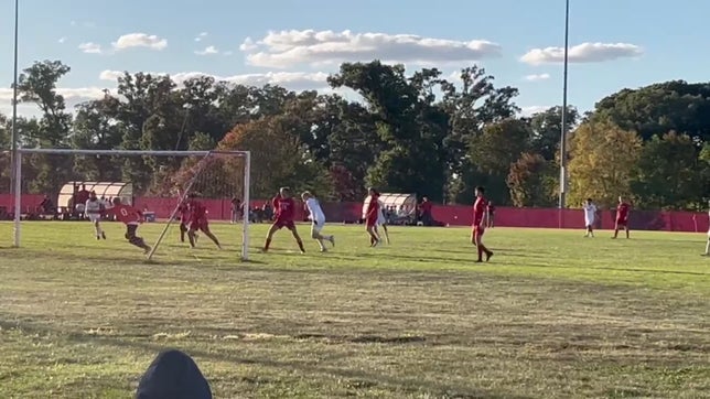 Nice header goal by Robert Polier Jr. making it a 2-1 lead over Streator before the 1st half commenced.