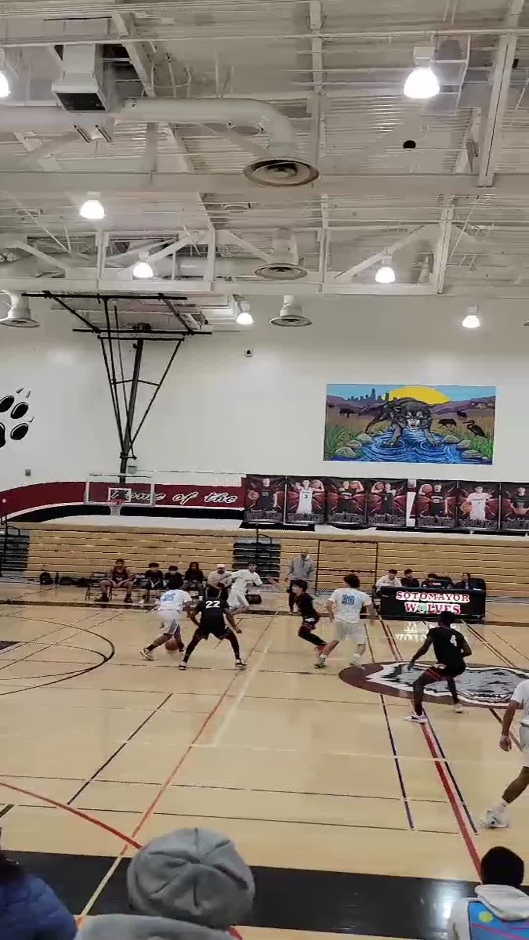 Hollywood High vs. West Adams
Varsity Basketball Season 2023-24
