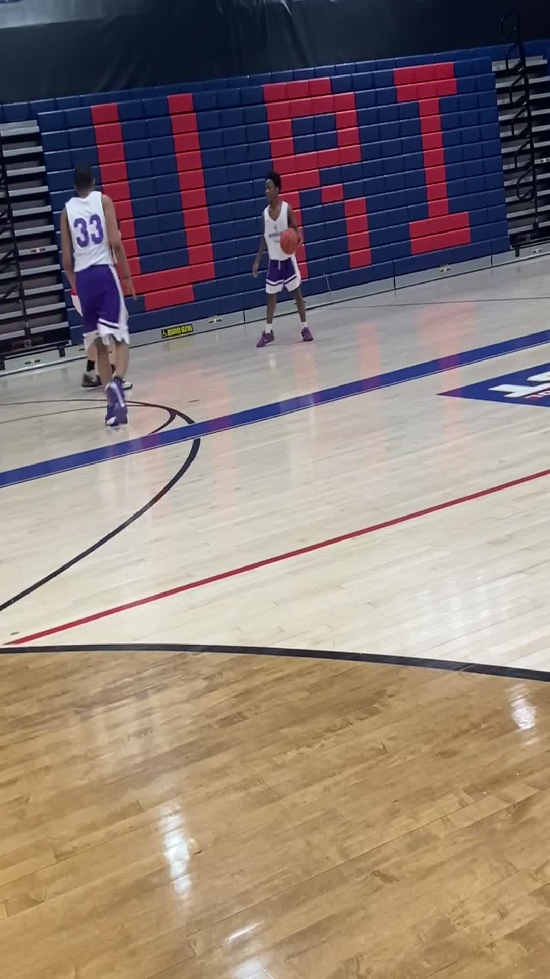 Tamajae Banks floater