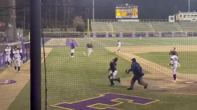 bases full one out at new pitcher. whatc what he does