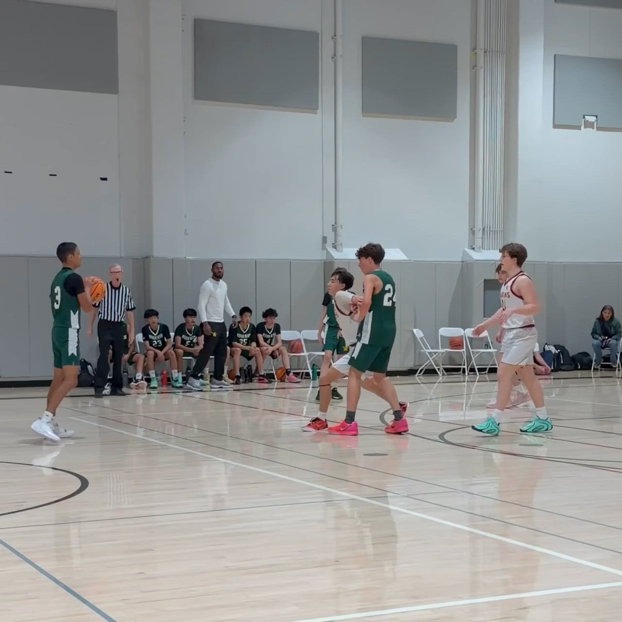 Carson Conahey (1) 3 pointer. Abel Arana (3) with the assist.