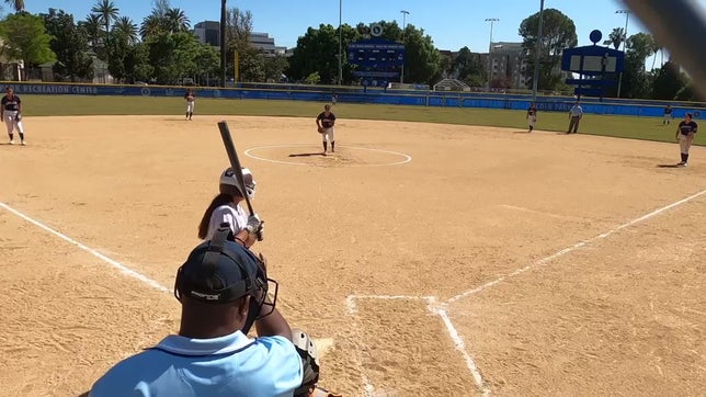 Over the Fence Homerun to tie the game 2-2