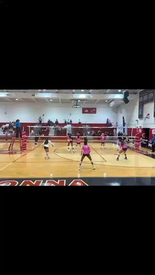 Rachael Luis in action