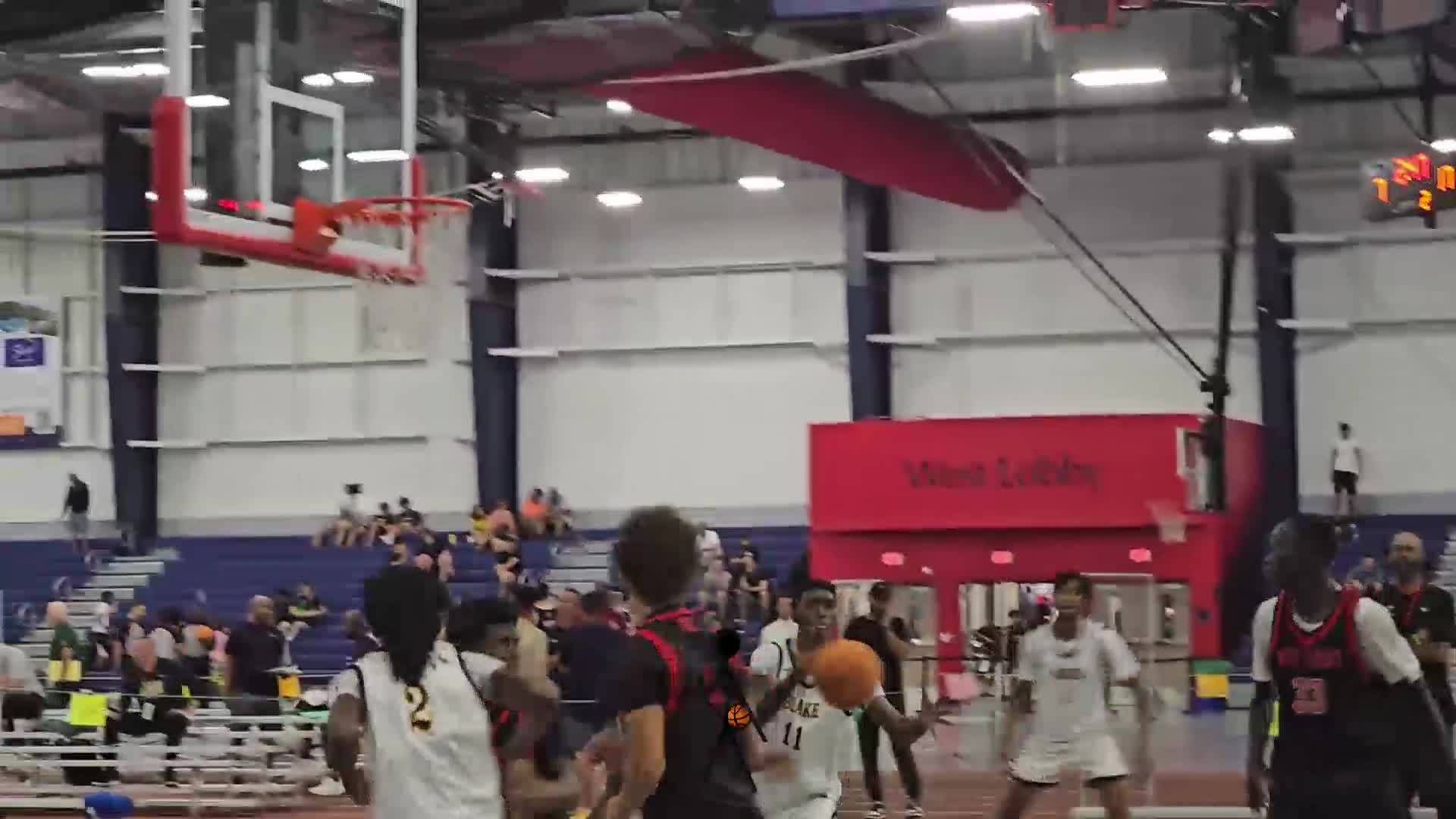 Rashif Sinkfield 
Blake High School 
12th Grade 
Class of 2025