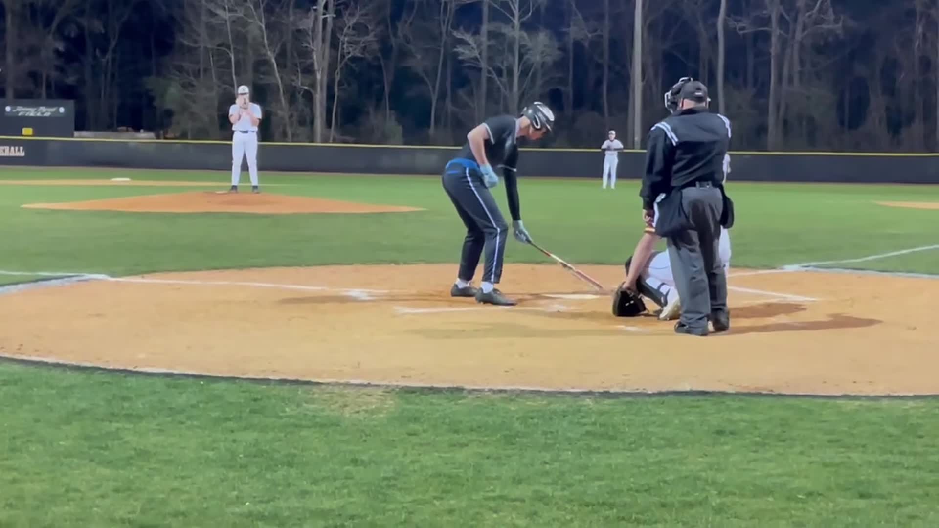 Single against hobbton