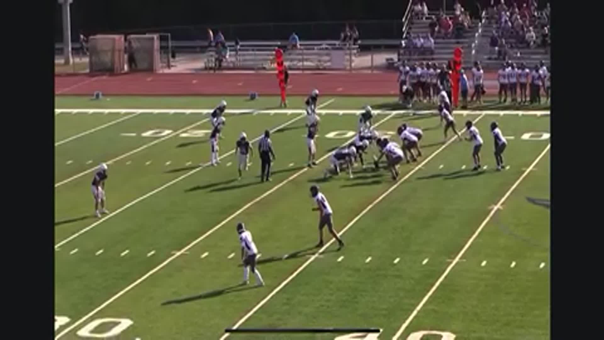 Maddox Ruble #15 Screen pass to Dylan Lantz