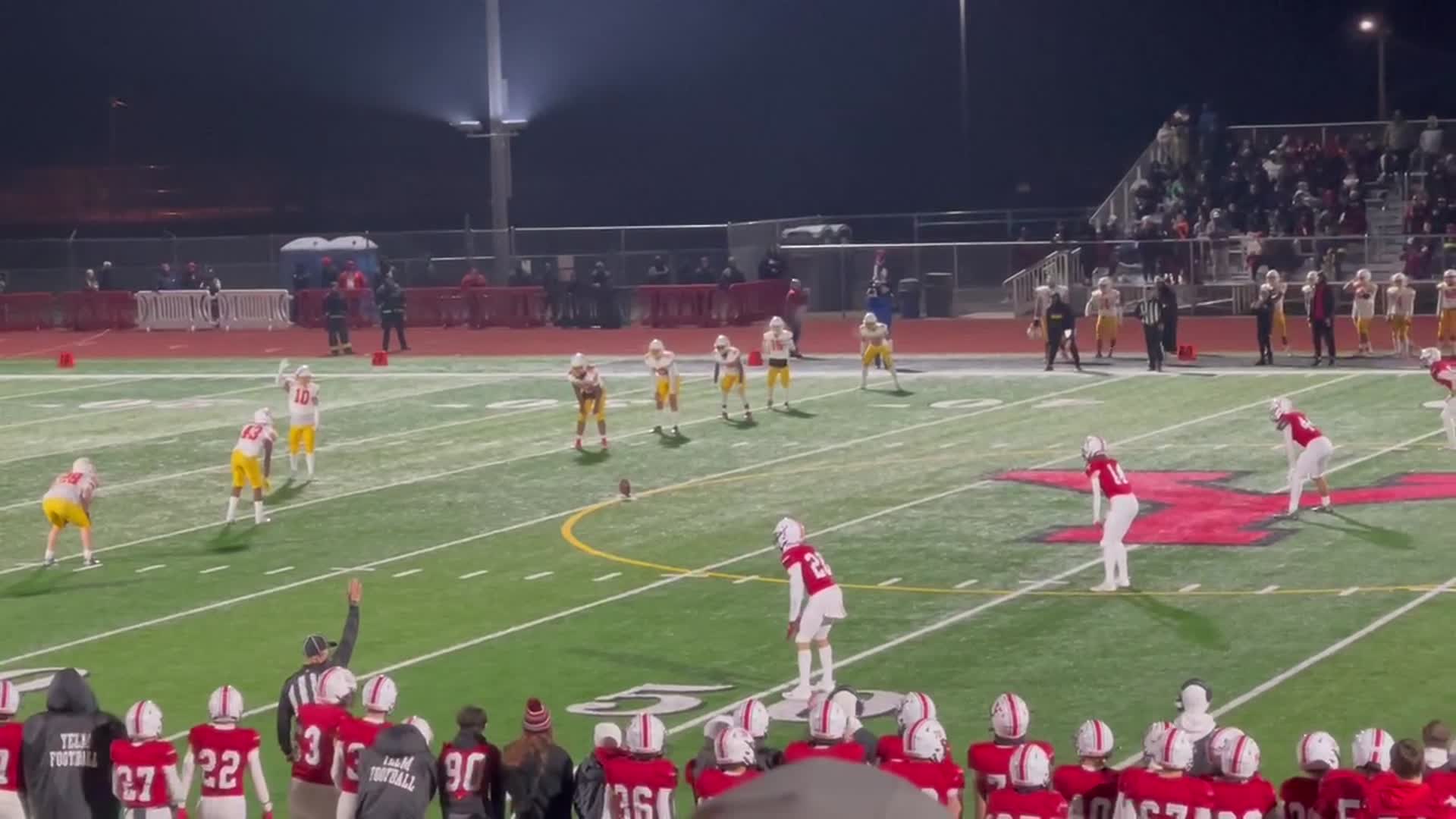 Yelm #3 Jacob Ford with the 28 yard kickoff return in 3rd quarter