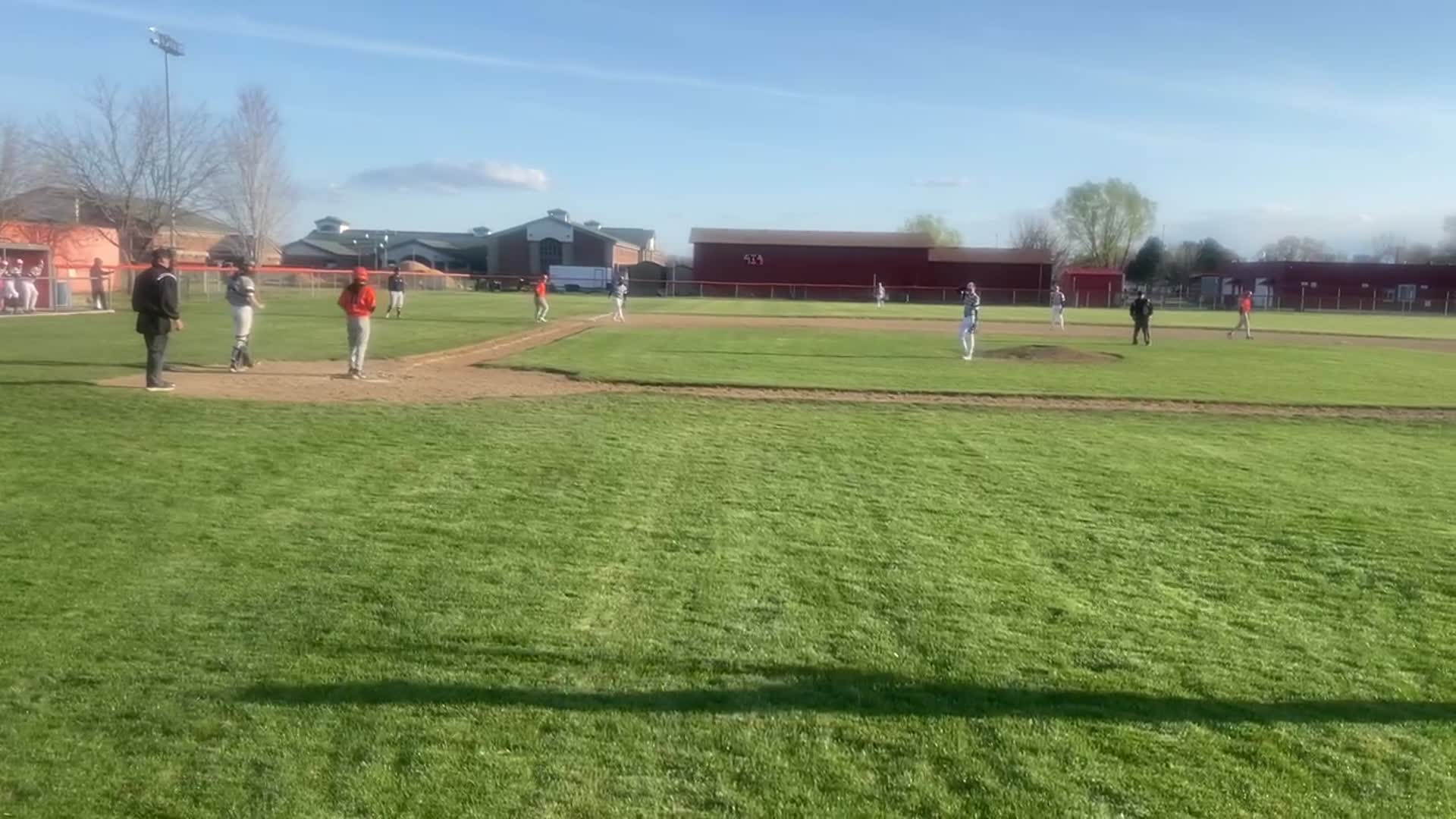 Javier Gandiaga bases loaded double