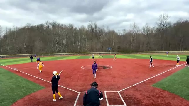 Alli hit to LF