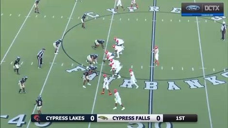 Casen Warren flying all around the feild!