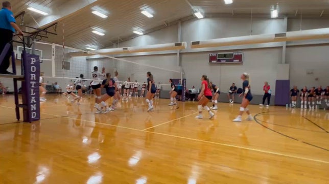 One arm dig against Station Camp