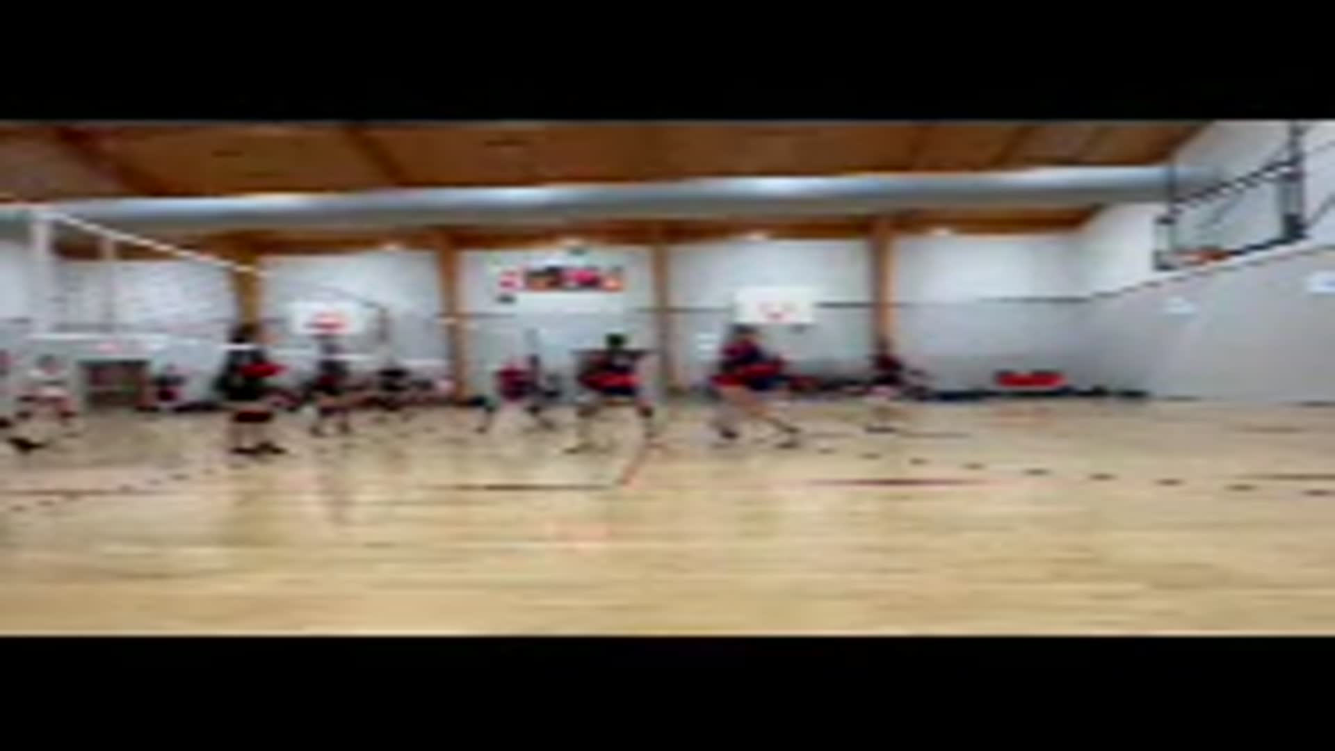 Camilla Kitchens (#4) in serving position 5.