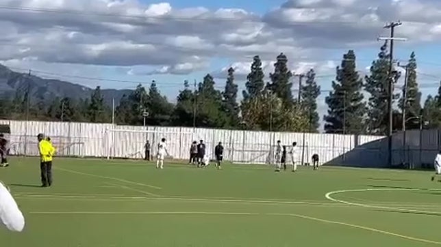 Penalty in favor of Magnolia. Erick Goalkeeper taking the penalty and misses