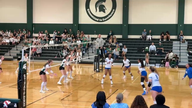 Luna Forh gets a kill running the B