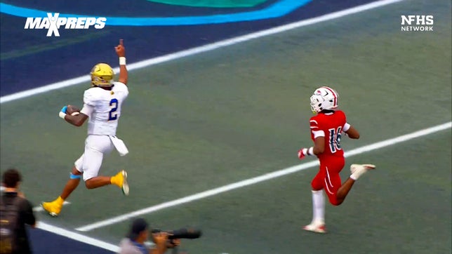 Highlights of Cardinal Newman's (West Palm Beach, FL) 17-14 win over Chaminade-Madonna (Hollywood, FL) in the Florida Class 1A State Championship. Senior ATH and West Virginia signee Jyron Hughley finished with 111 rushing yards, 69 passing yards, and two total touchdowns for the Crusaders.