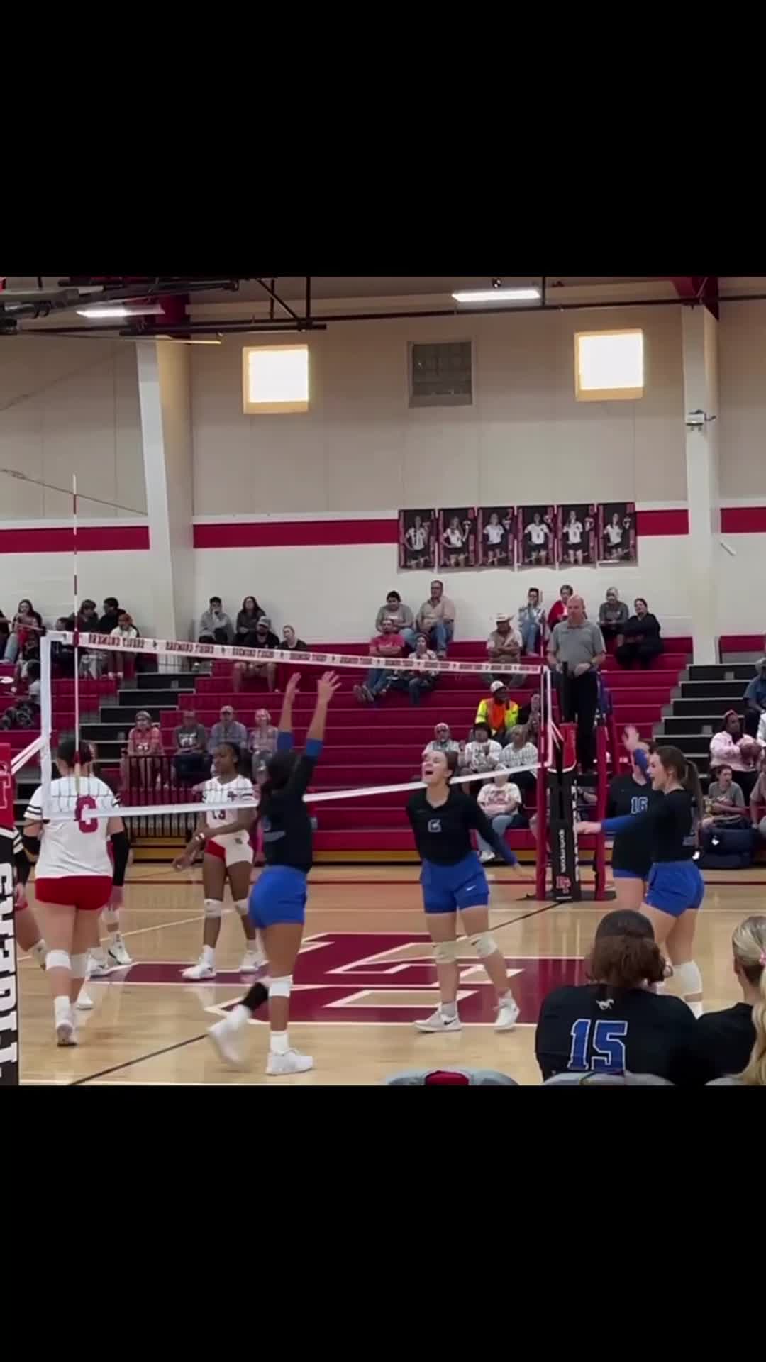 Jayla blocking