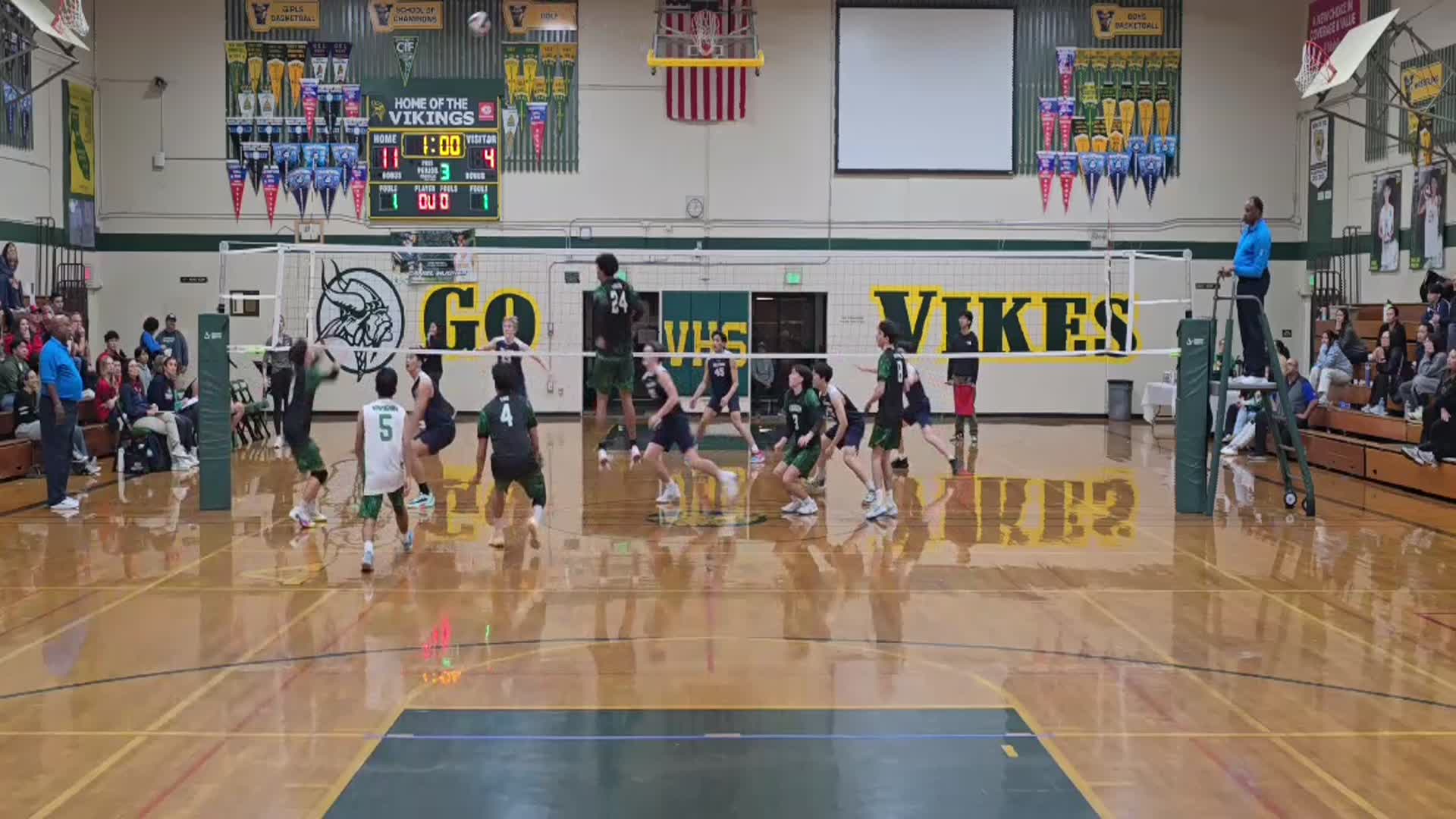 Vikings 1st home game