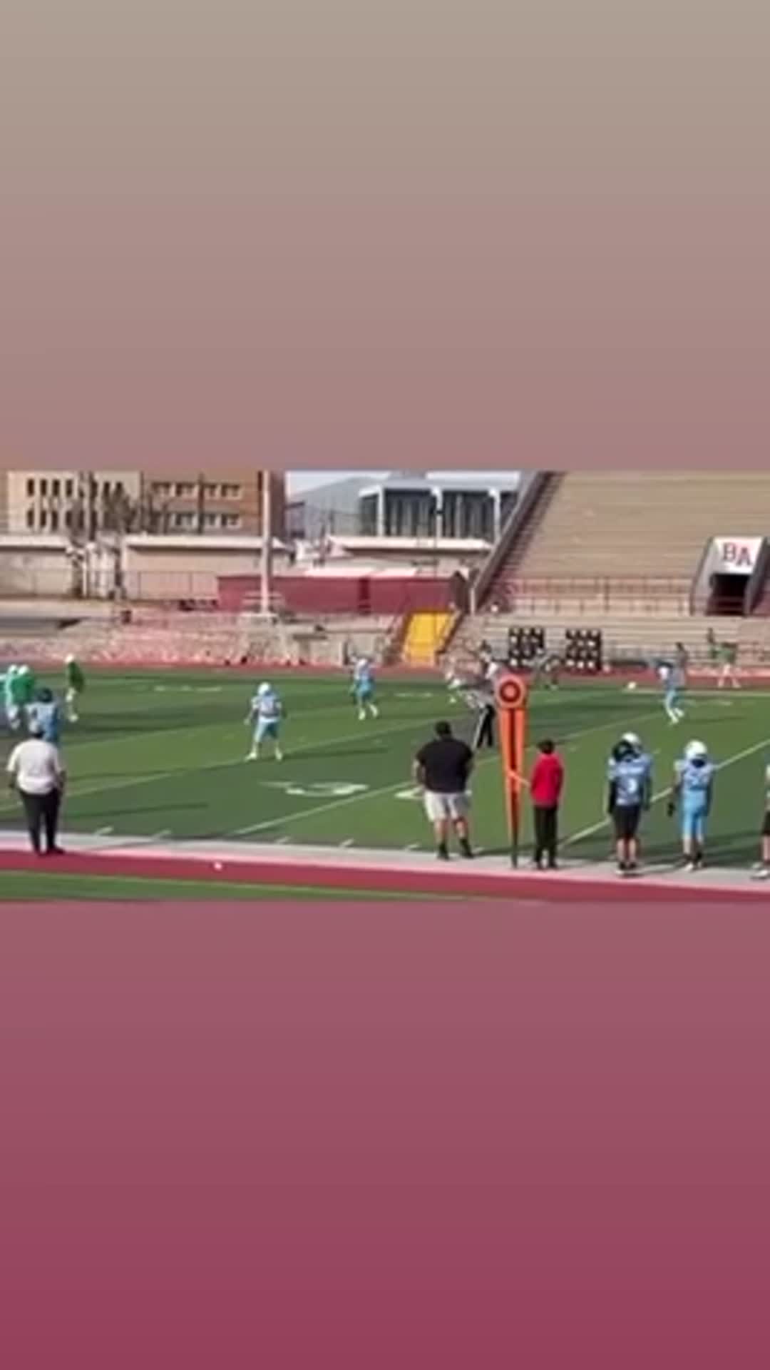 pass block Isaac Torres