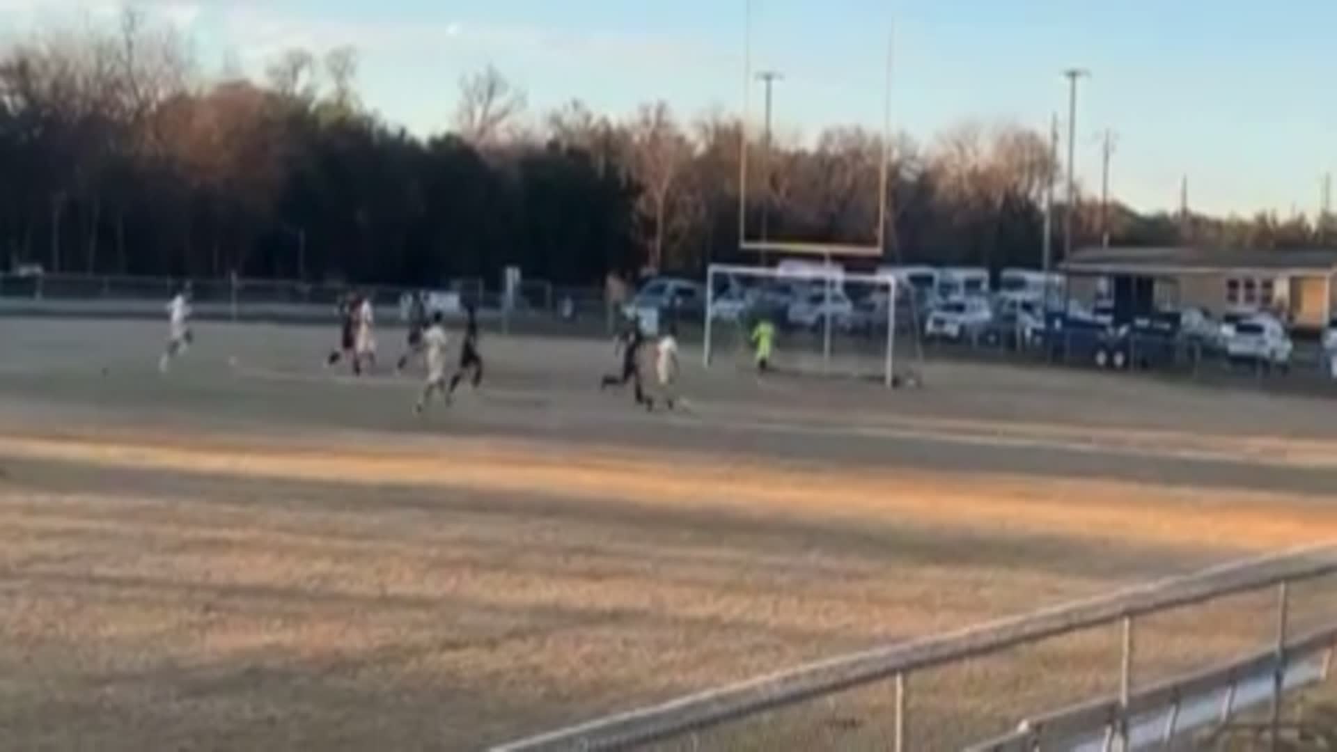 Free Kick.   David to Justin Brown for the goal.